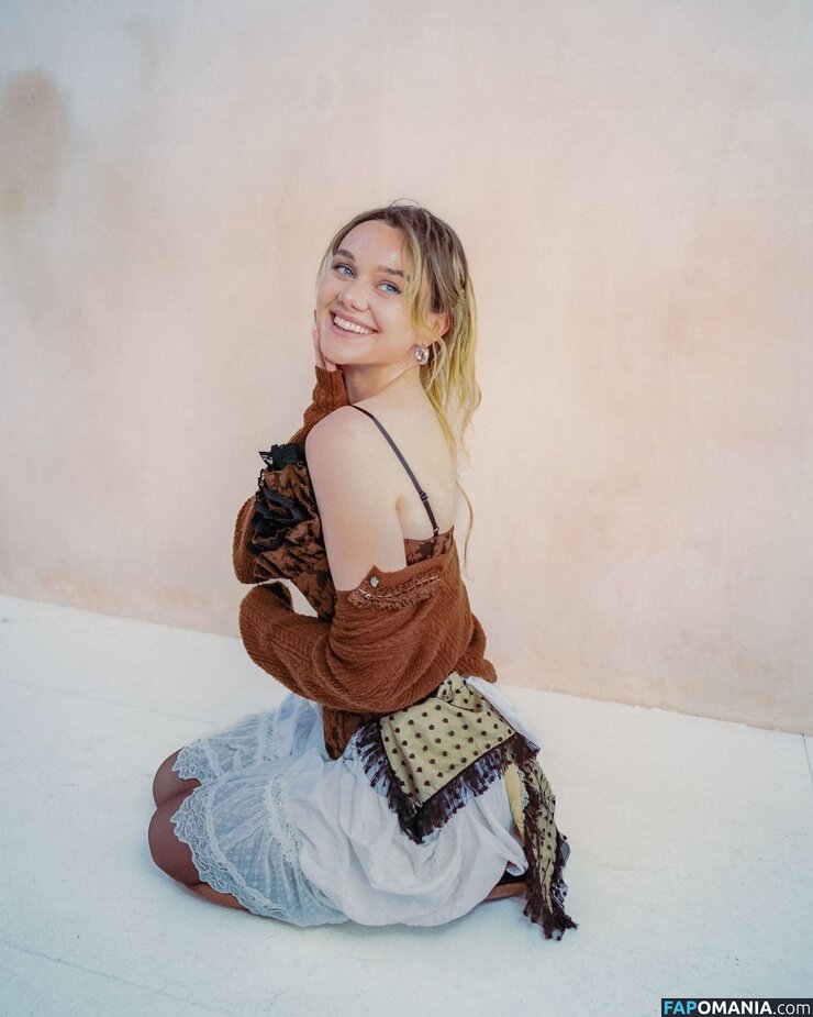 Imogen Waterhouse / https: / immywaterhouse Nu OnlyFans  Photo fuitée #13