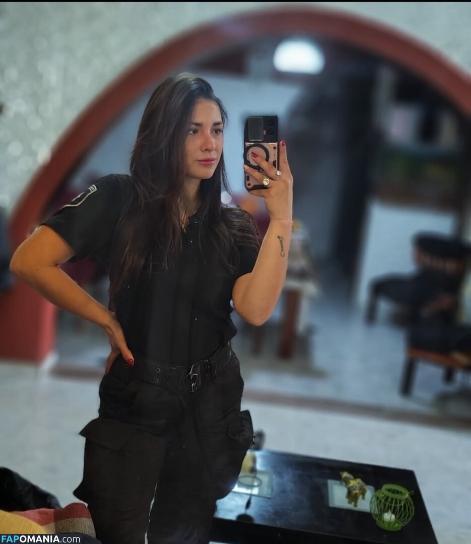 In And Out Uniform Nu OnlyFans  Photo fuitée #29