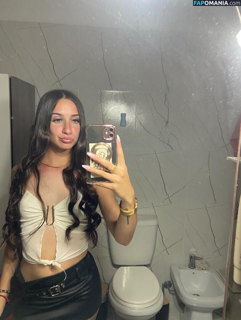 In And Out Uniform Nu OnlyFans  Photo fuitée #57