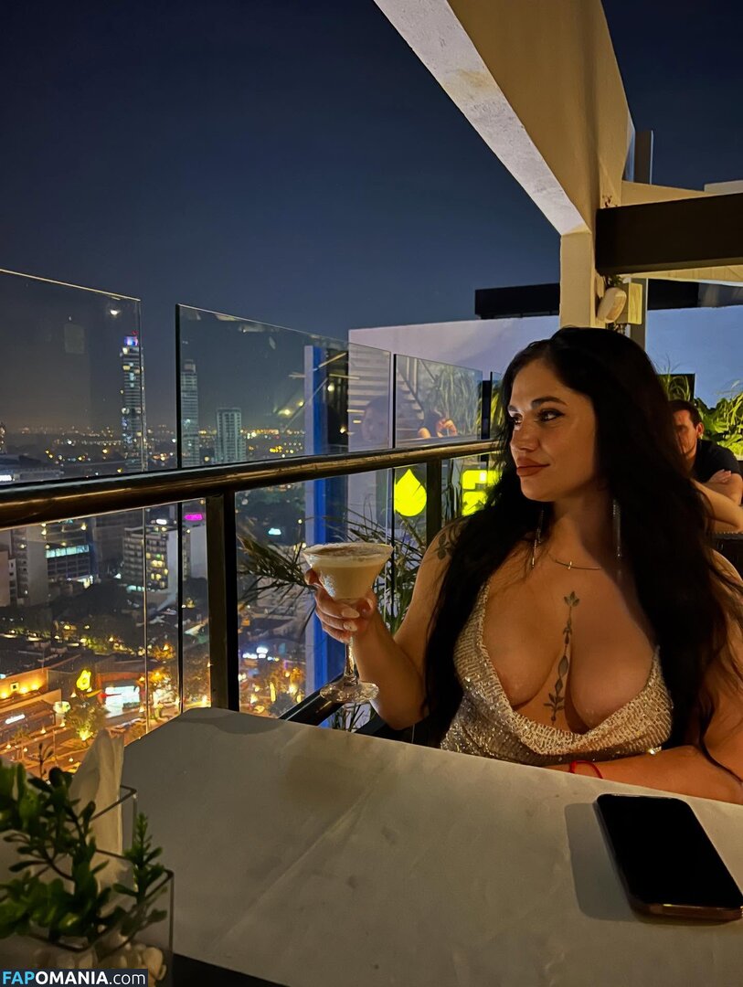 In And Out Uniform Nu OnlyFans  Photo fuitée #79