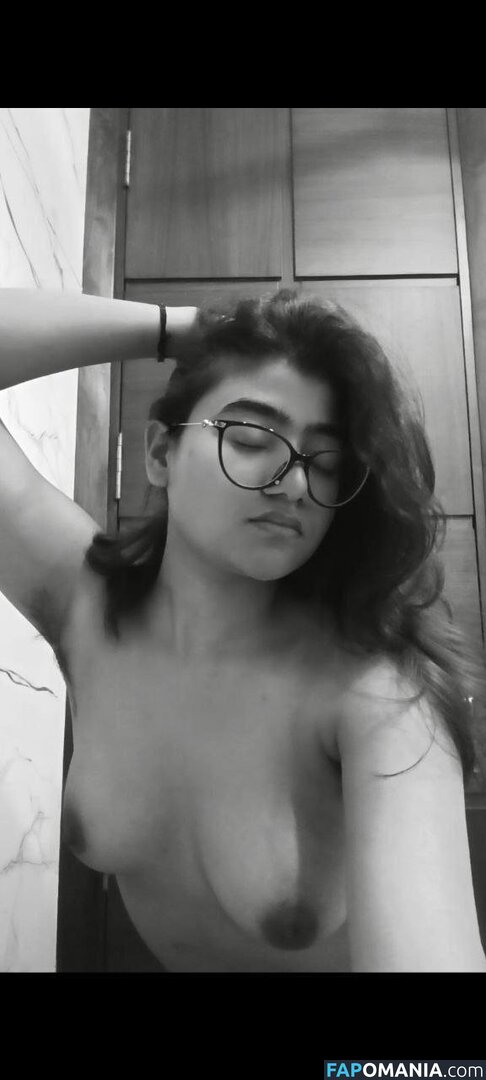Indian Exhibition / india.exhibition Nu OnlyFans  Photo fuitée #4