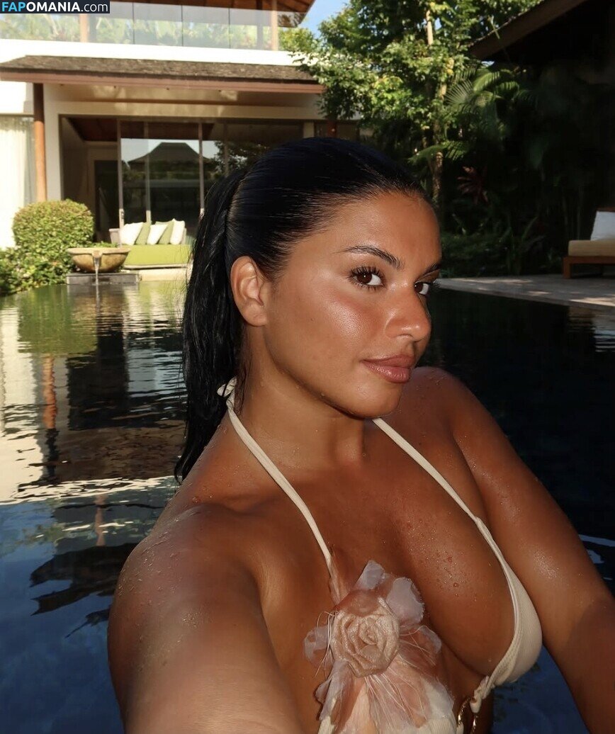 Ines Sberro / ines.sberro Nu OnlyFans  Photo fuitée #3