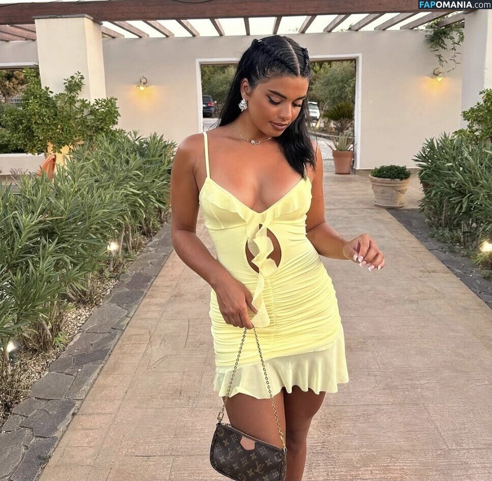 Ines Sberro / ines.sberro Nu OnlyFans  Photo fuitée #11