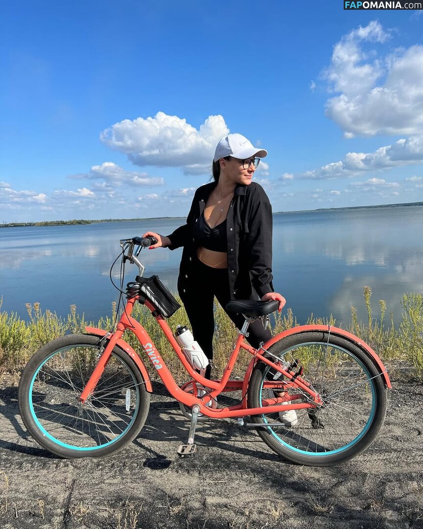 afinalove_model / inna_love69vip / innaluve Nu OnlyFans  Photo fuitée #189