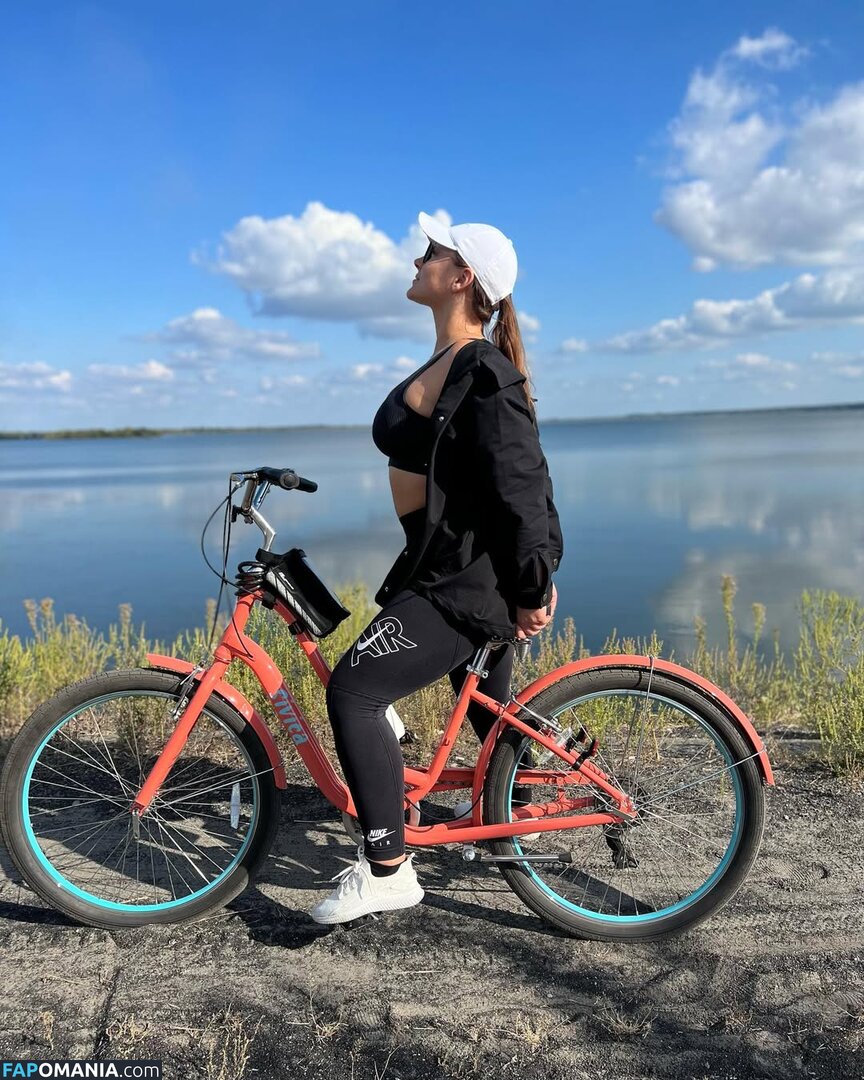 afinalove_model / inna_love69vip / innaluve Nu OnlyFans  Photo fuitée #190