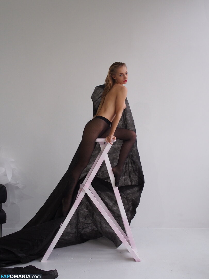 Anna Ioannova / ioannova / ioannova_anna_model Nu OnlyFans  Photo fuitée #198