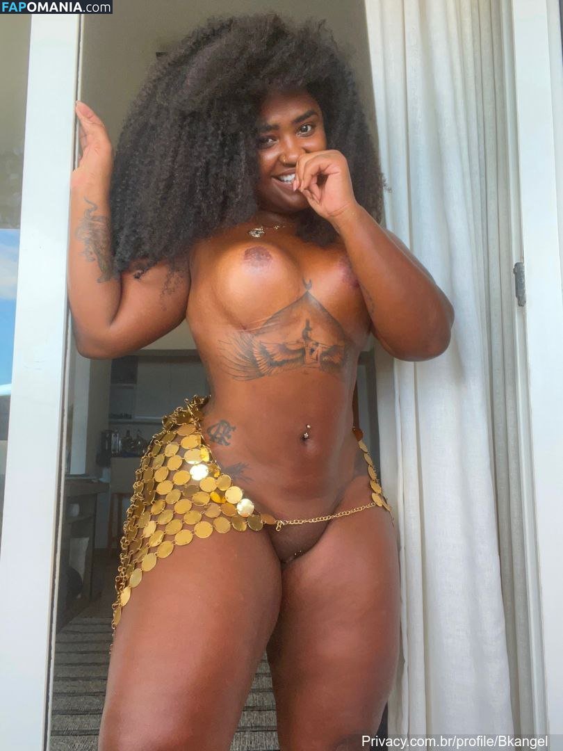 Iona Galvao / bkangel / ionagalvaofc Nu OnlyFans  Photo fuitée #16