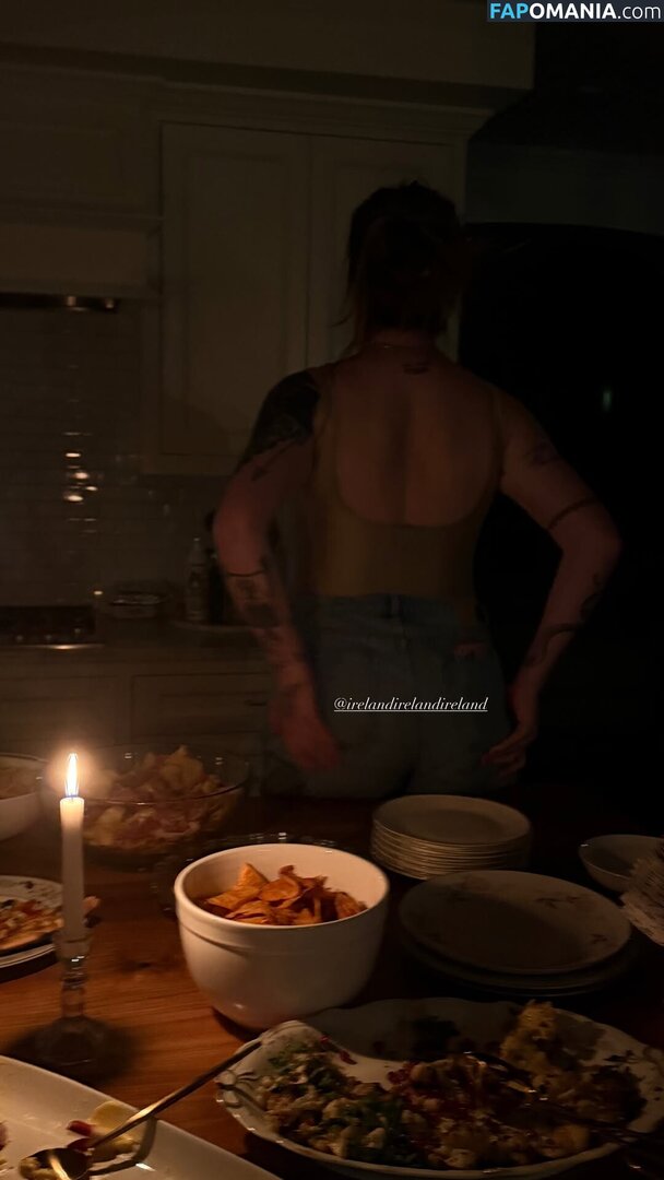 Ireland Baldwin / chloebaldwin... / irelandbasingerbaldwin / irelandirelandireland Nu OnlyFans  Photo fuitée #239