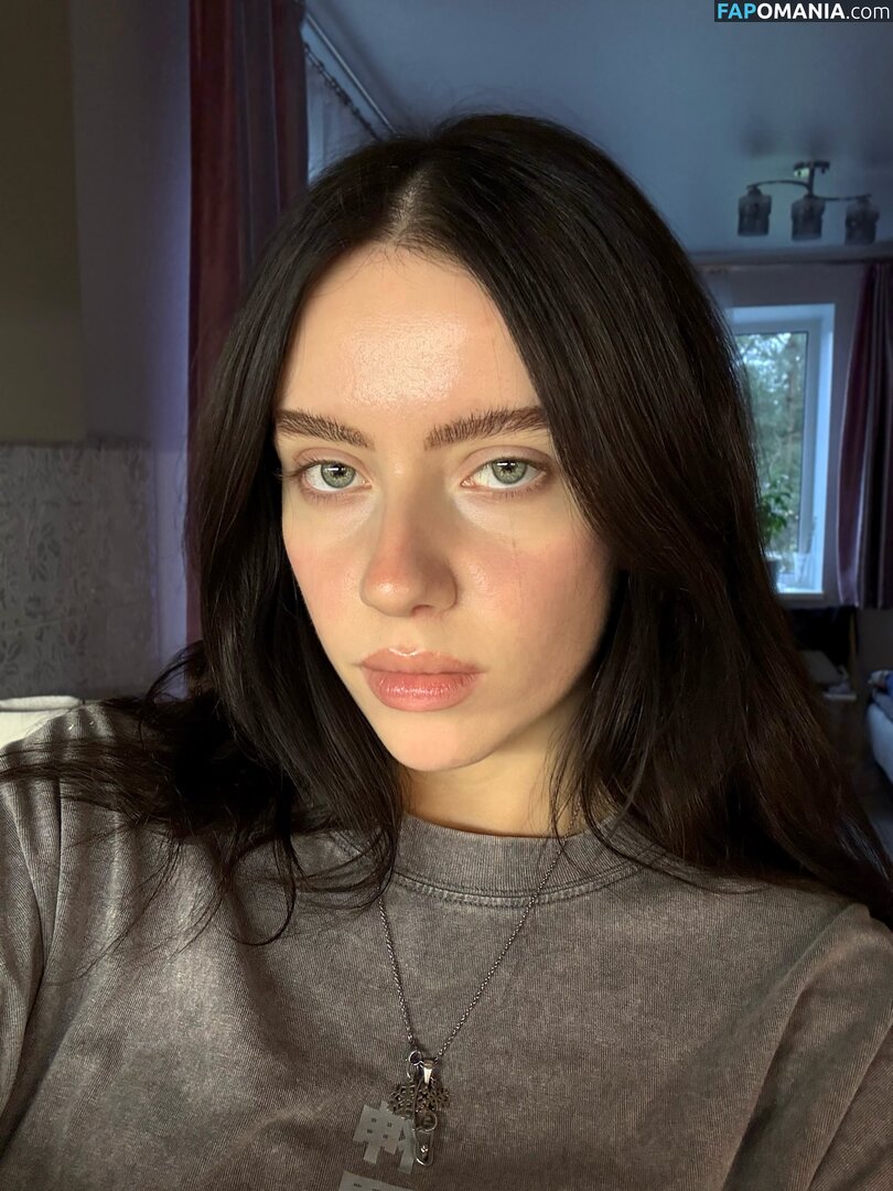 Irina Minkina / howeversnowy / rusian Billie eilish Nu OnlyFans  Photo fuitée #1