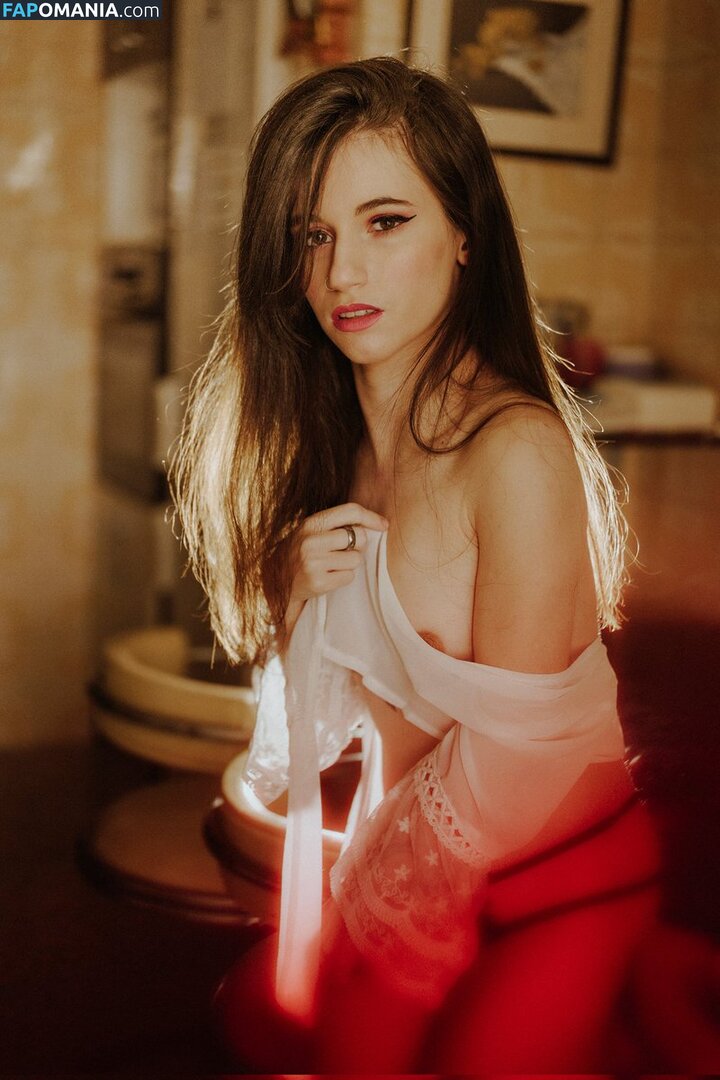 Irina Rivas / irinarivas_98 Nu OnlyFans  Photo fuitée #34