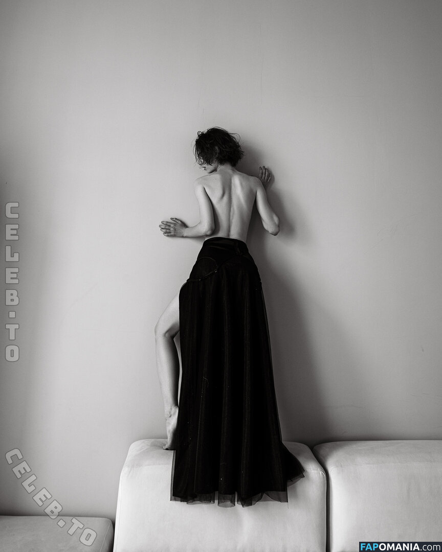 AmberQ / Irina Telicheva / Tasha / https: / irina_tlch Nu OnlyFans  Photo fuitée #322