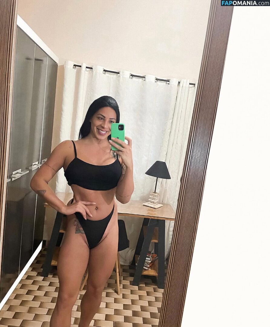 Isa Luvizotto / Isaluvizotto / https: / isa_gomesss_ / isabellaluvizotto_ Nu OnlyFans  Photo fuitée #1