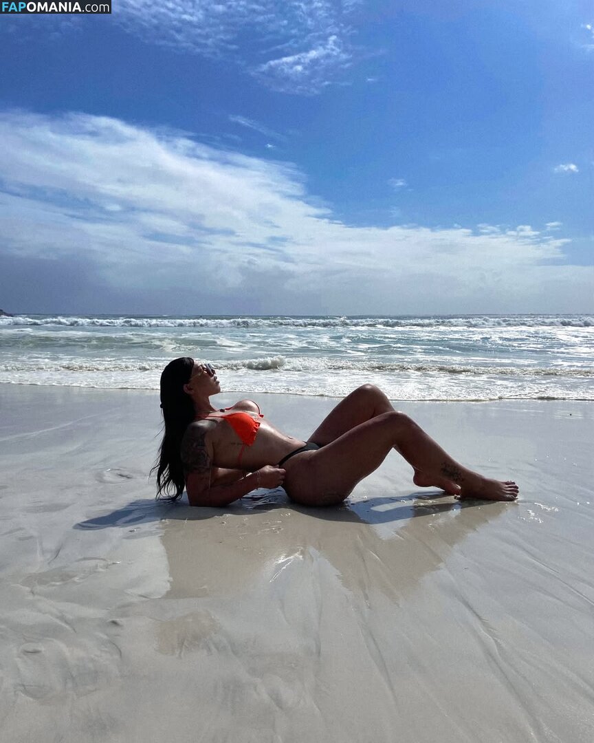 Isa Luvizotto / Isaluvizotto / https: / isa_gomesss_ / isabellaluvizotto_ Nu OnlyFans  Photo fuitée #9