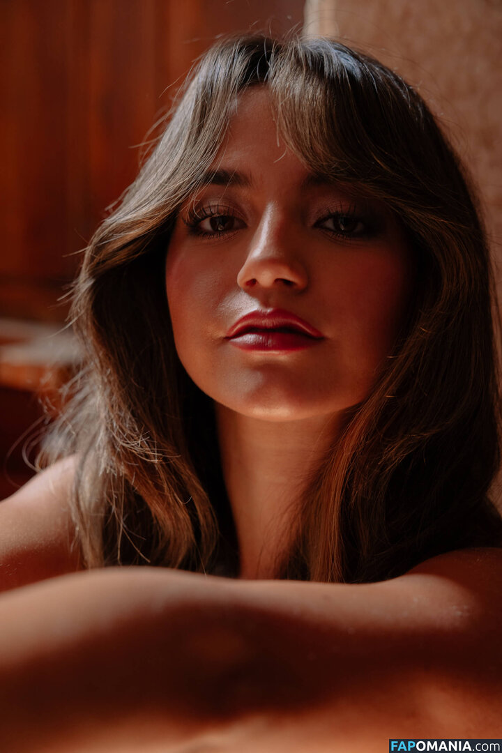 Isabela Merced / isabelamerced Nu OnlyFans  Photo fuitée #599