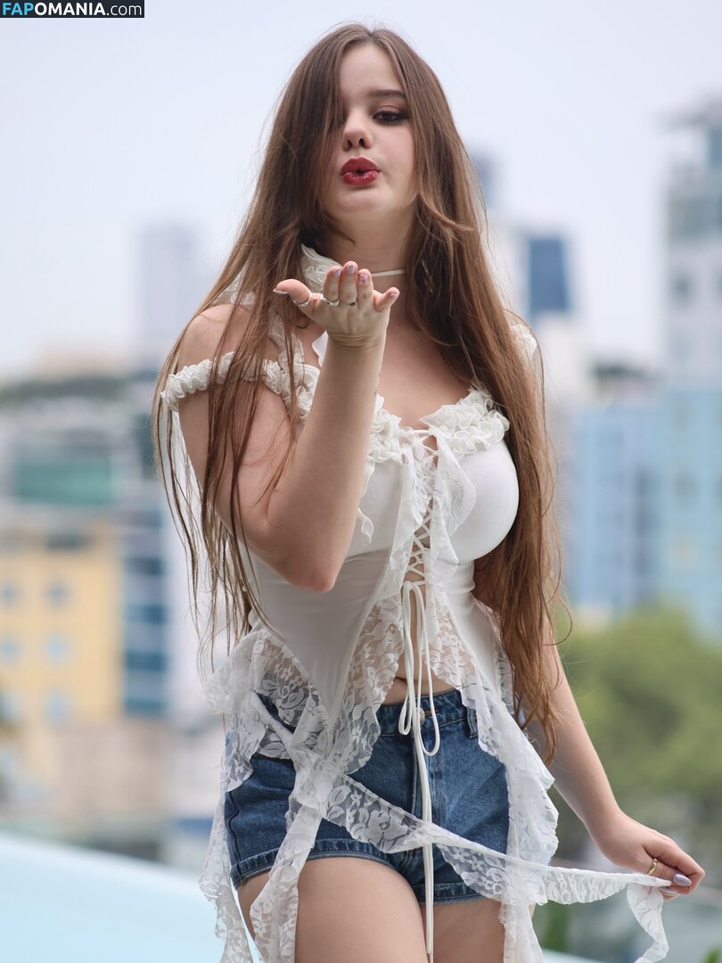 Isabella Ardley / isabella.110022 Nu OnlyFans  Photo fuitée #5