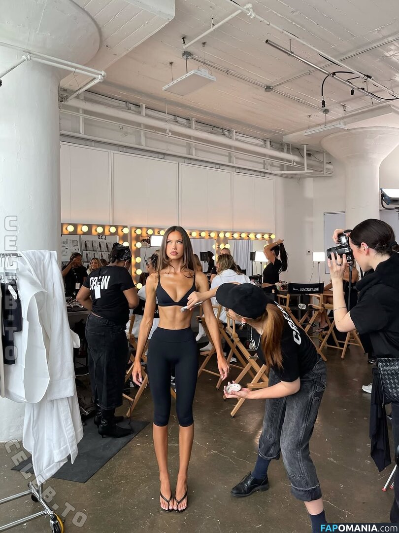 Isabella Mathers / isabellemathers / isabellemathersx Nu OnlyFans  Photo fuitée #2