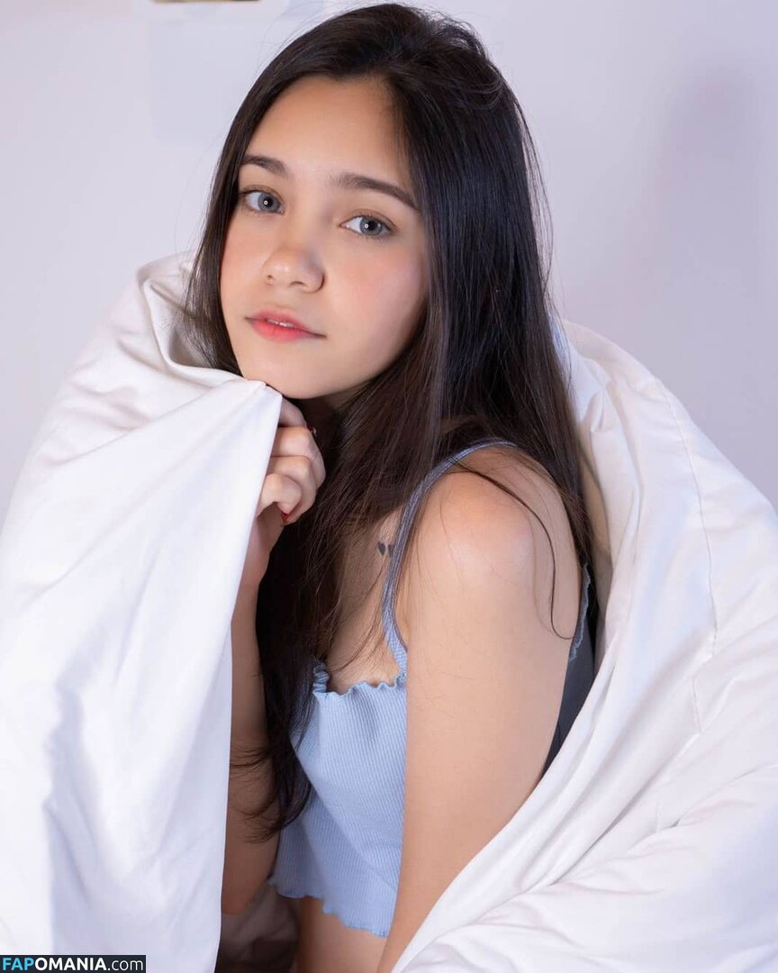Isabelle Haris / isa.belleharis / isabelleharis Nu OnlyFans  Photo fuitée #24