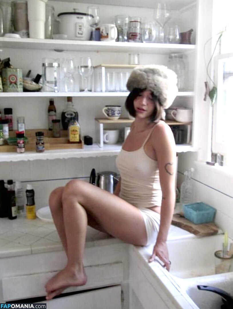 Isabellebellak Nu OnlyFans  Photo fuitée #1