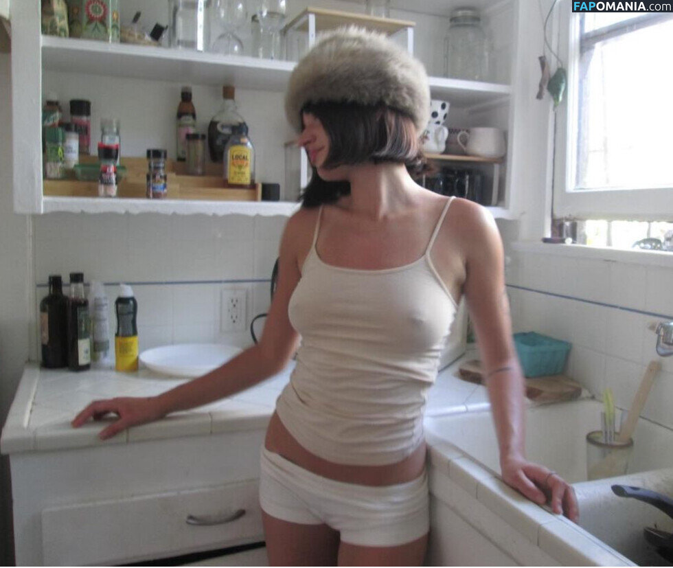 Isabellebellak Nu OnlyFans  Photo fuitée #7