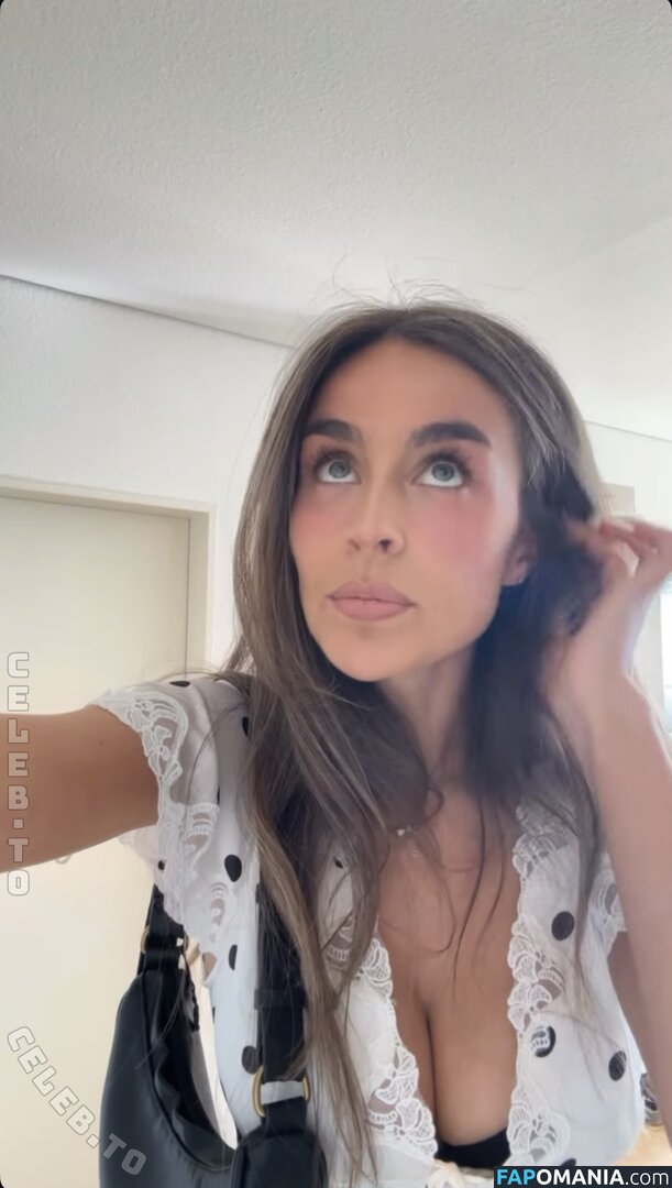 Isallieh Nu OnlyFans  Photo fuitée #1