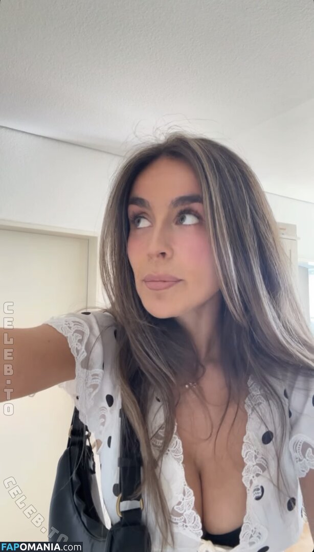 Isallieh Nu OnlyFans  Photo fuitée #2
