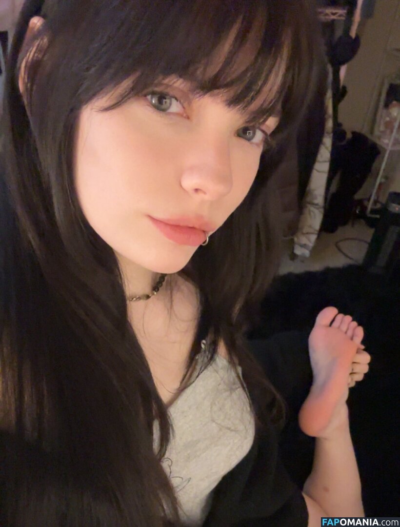 isizzly / isizzly  / isizzly / sizzlymizzly Nu OnlyFans  Photo fuitée #4