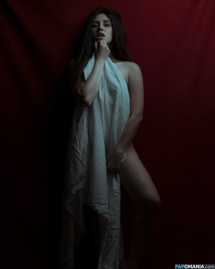 isyourgirlangie / isyourgirlangie_ Nu OnlyFans  Photo fuitée #1