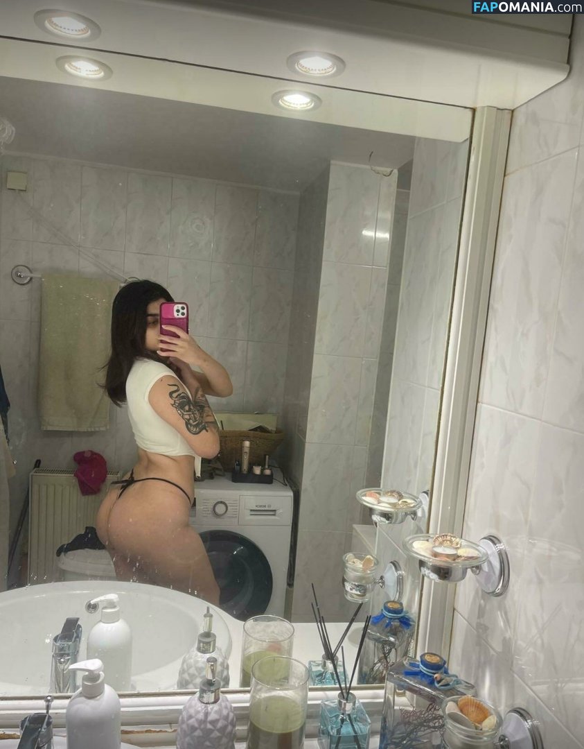 isyourgirlangie / isyourgirlangie_ Nu OnlyFans  Photo fuitée #4