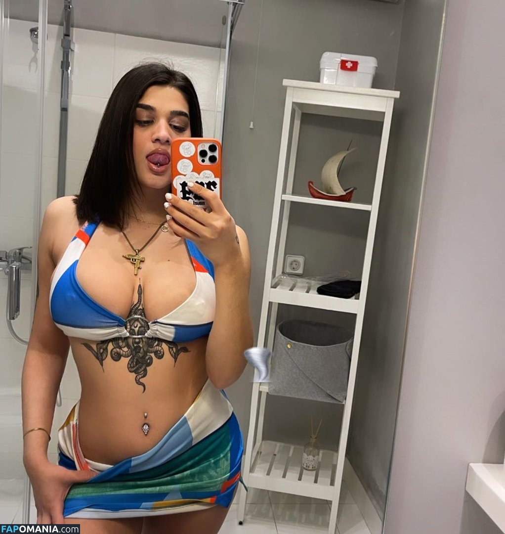 isyourgirlangie / isyourgirlangie_ Nu OnlyFans  Photo fuitée #22