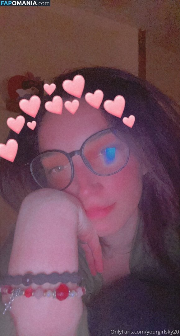 itsyagirlsky Nu OnlyFans  Photo fuitée #27