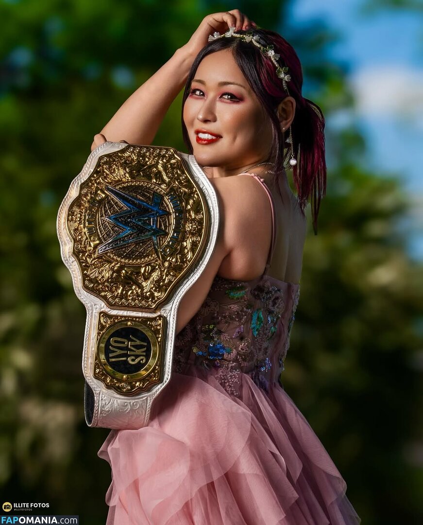 Io Shirai / Iyo Sky / iyoaghedo Nu OnlyFans  Photo fuitée #365
