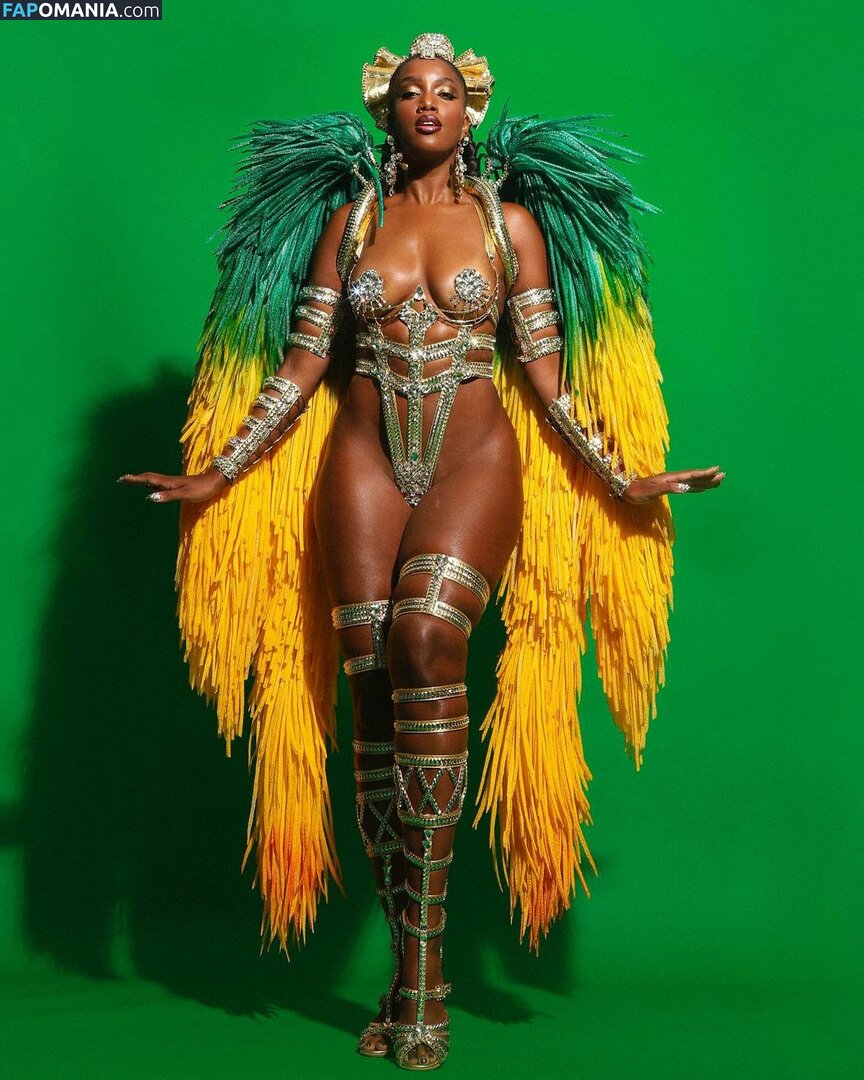 IZA / bbyiza Nu OnlyFans  Photo fuitée #6