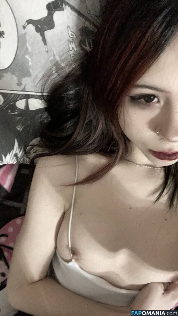 Izolyator Natsuki Nu OnlyFans  Photo fuitée #6
