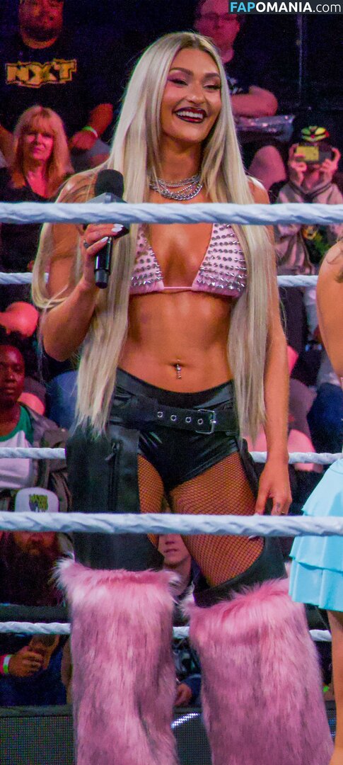 Izzi Dame / WWE NXT / izzi_bee / izzi_wwe Nu OnlyFans  Photo fuitée #36