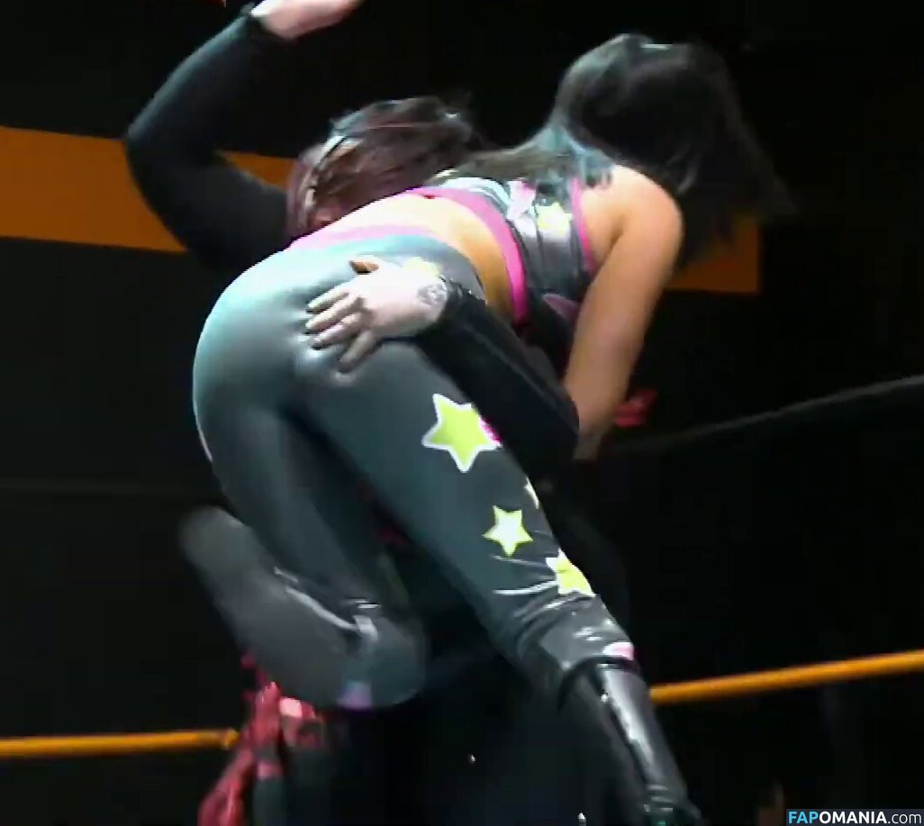 ItsIzzyMania / Izzy Moreno / WWYTWrestling Nu OnlyFans  Photo fuitée #31