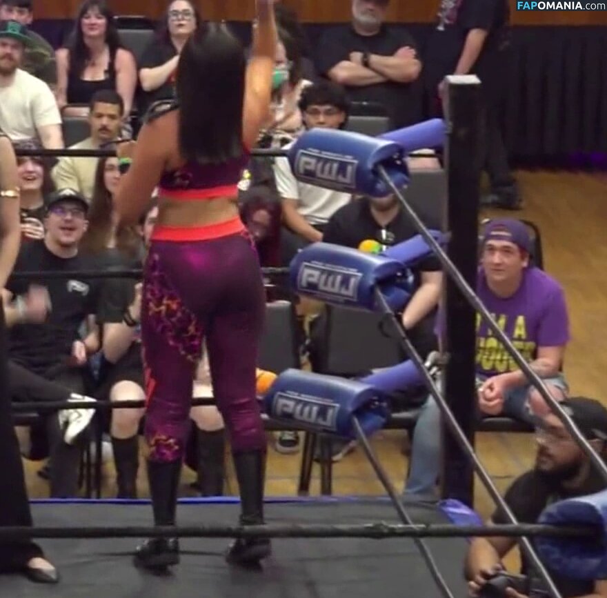 ItsIzzyMania / Izzy Moreno / WWYTWrestling Nu OnlyFans  Photo fuitée #45