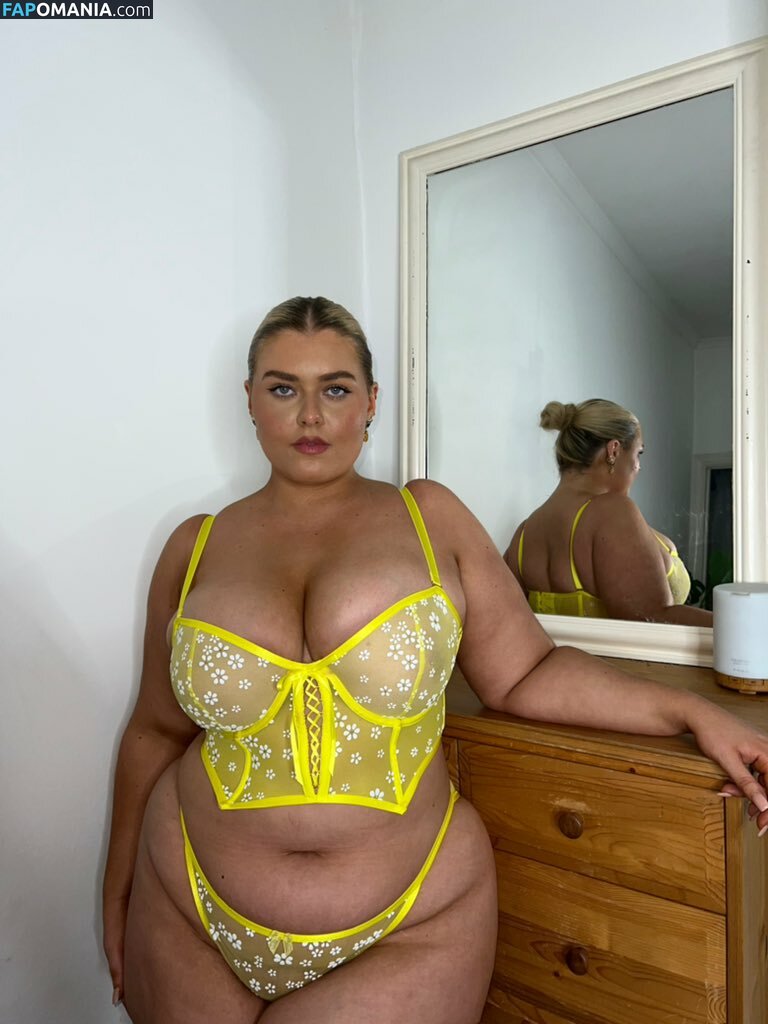 Izzy Nicholls / https: / isabelnichollsnall Nu OnlyFans  Photo fuitée #1