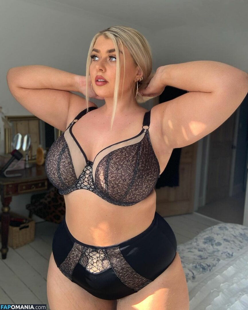 Izzy Nicholls / https: / isabelnichollsnall Nu OnlyFans  Photo fuitée #15