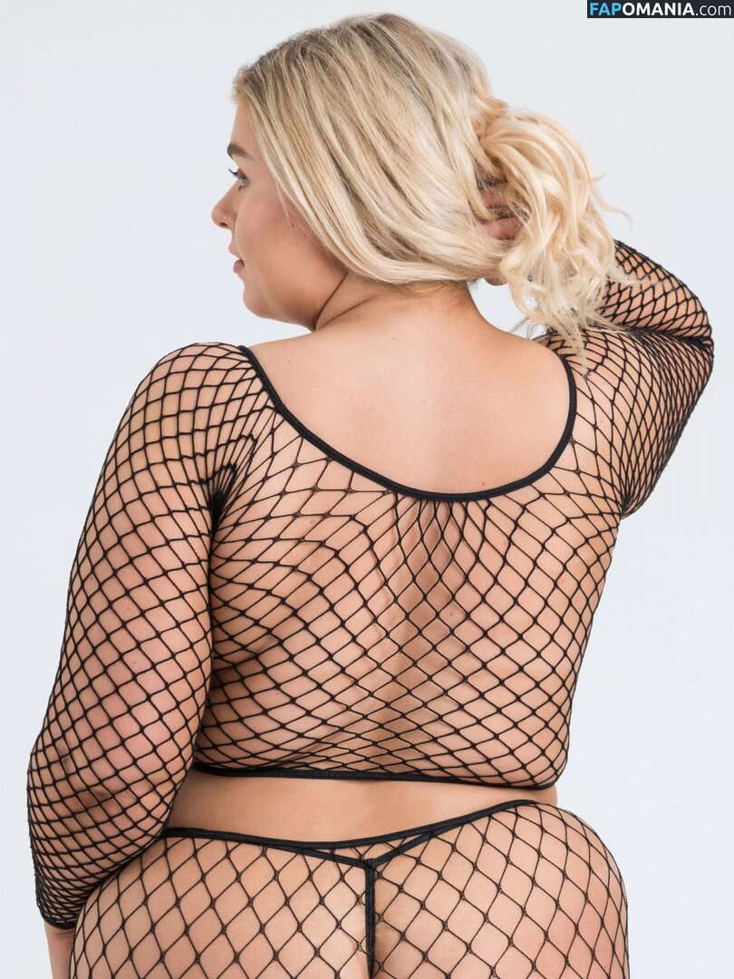 Izzy Nicholls / https: / isabelnichollsnall Nu OnlyFans  Photo fuitée #30
