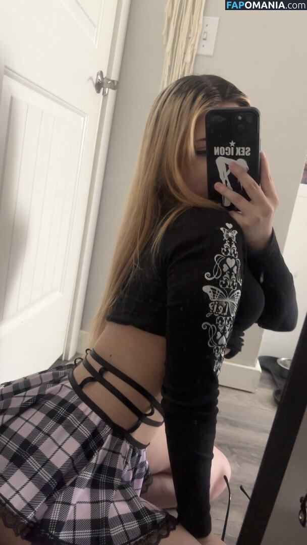 Izzy Rivas / imlizarey / izz1.r Nu OnlyFans  Photo fuitée #16