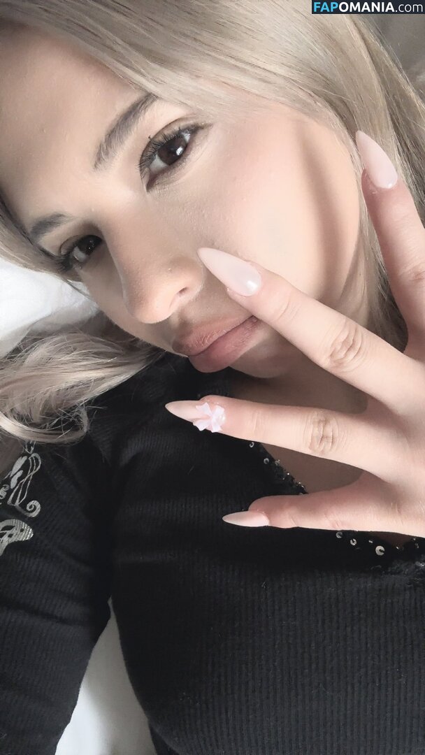 Izzy Rivas / imlizarey / izz1.r Nu OnlyFans  Photo fuitée #17