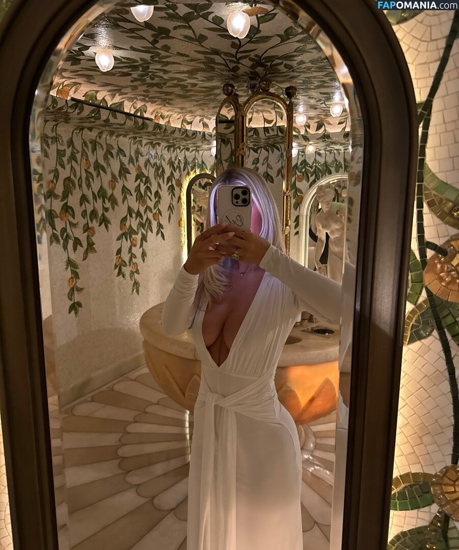 Isabel Taffs / IzzyTaffs / isabel_taffs / isabeltaffs Nu OnlyFans  Photo fuitée #5