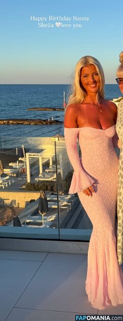 Isabel Taffs / IzzyTaffs / isabel_taffs / isabeltaffs Nu OnlyFans  Photo fuitée #24