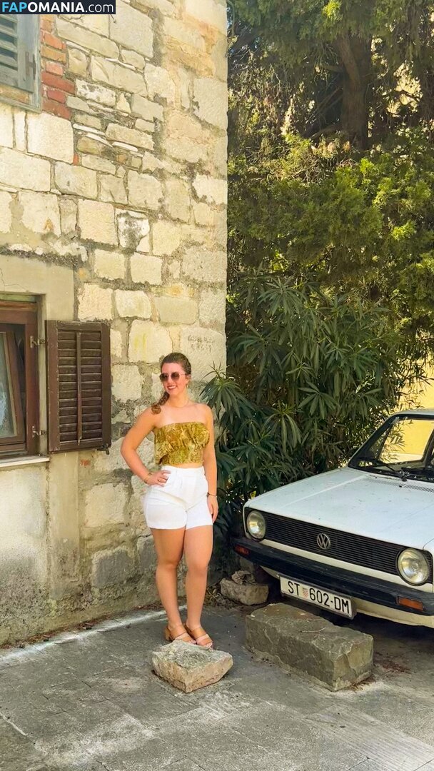 Jacindatravels_ / peachycaro Nu OnlyFans  Photo fuitée #8