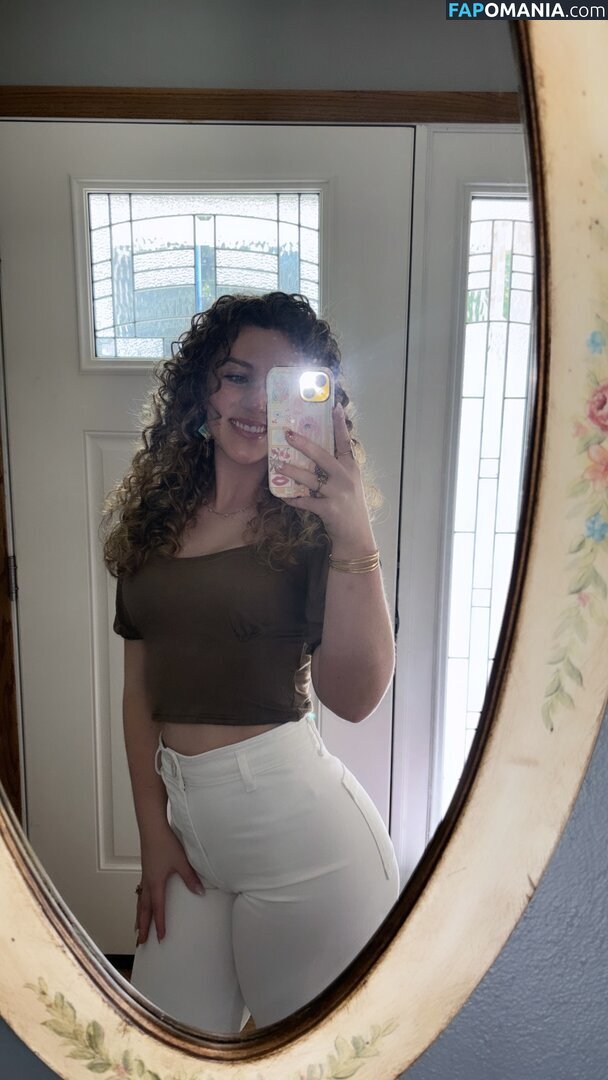Jacindatravels_ / peachycaro Nu OnlyFans  Photo fuitée #34