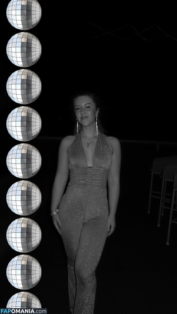 Jacindatravels_ / peachycaro Nu OnlyFans  Photo fuitée #35