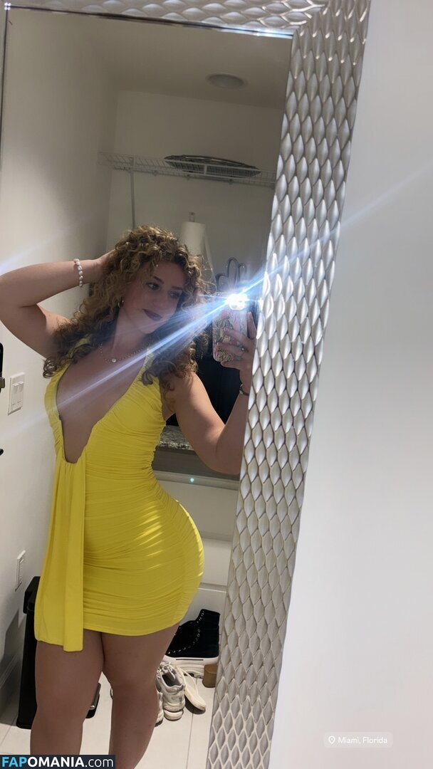 Jacindatravels_ / peachycaro Nu OnlyFans  Photo fuitée #158