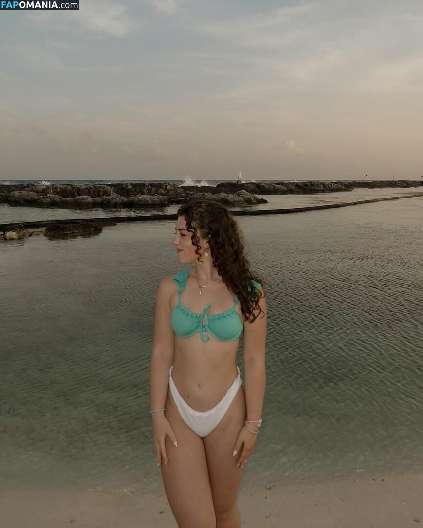 Jacindatravels_ / peachycaro Nu OnlyFans  Photo fuitée #215