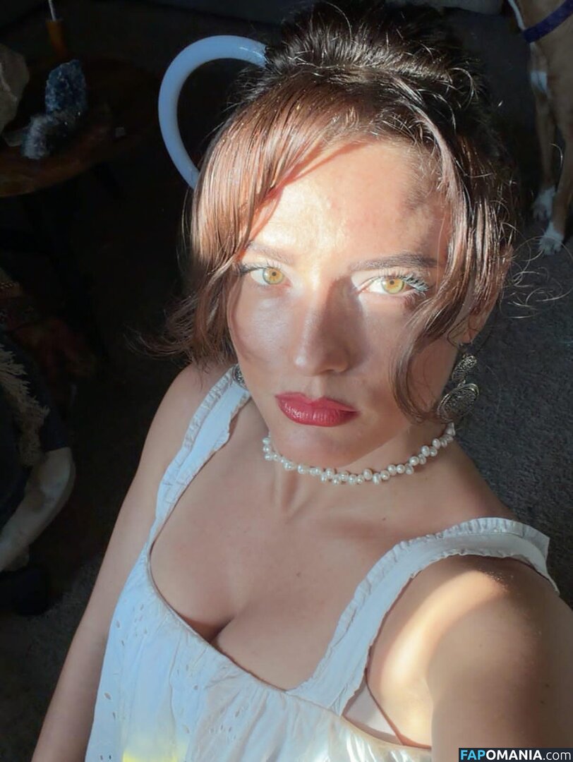 Jade Chynoweth / jadebug98 Nu OnlyFans  Photo fuitée #2