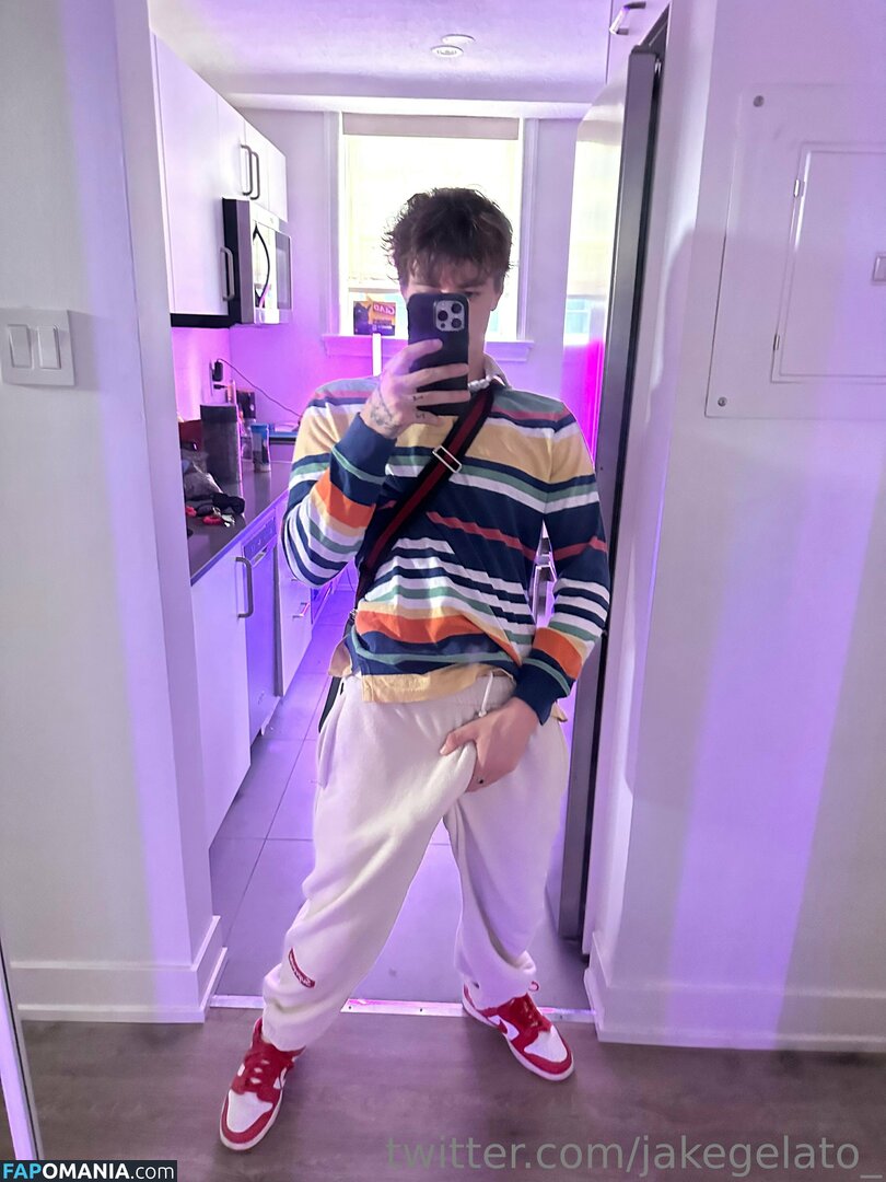 jakegelato / jakeintheclouds Nu OnlyFans  Photo fuitée #37